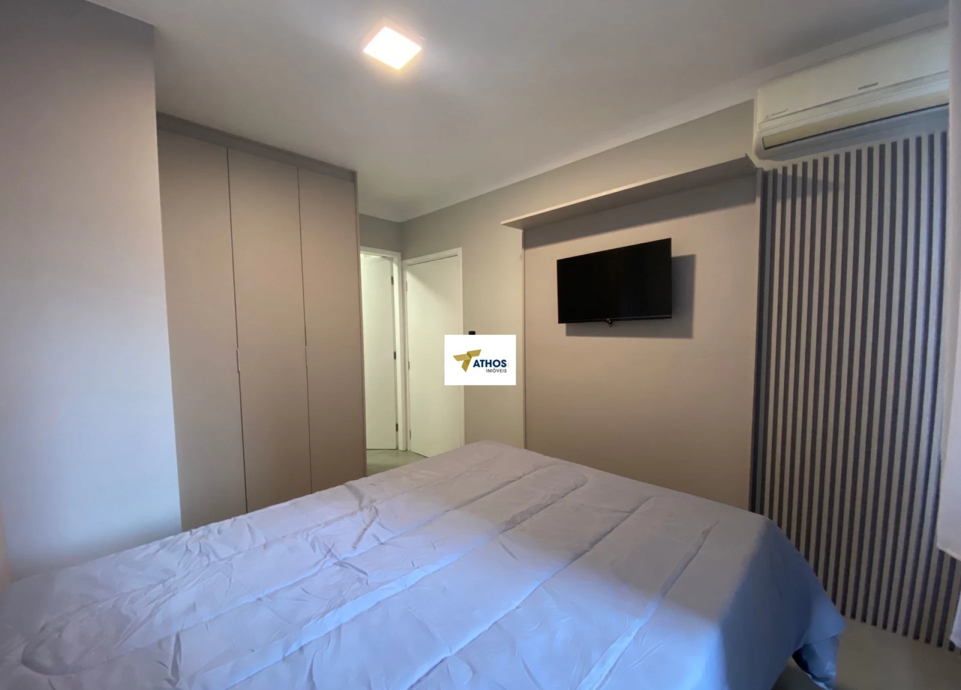 Apartamento com 03suítes à venda Santos - Ponta da Praia - 