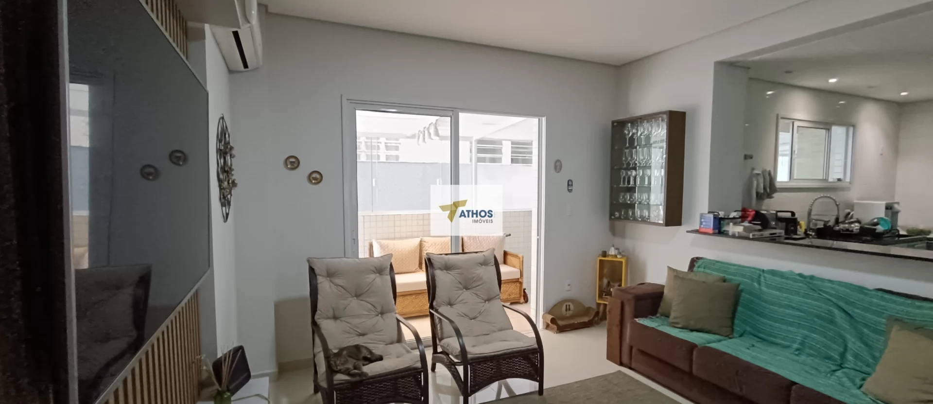 Apartamento à venda, 03 dormitórios no Bairro Pompéia-Santos - 