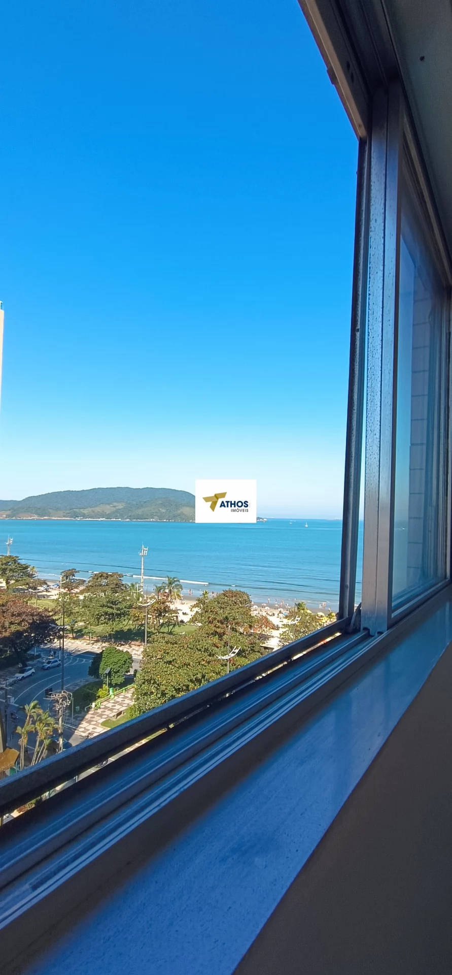 Kitnet para aluguel possui 30 metros quadrados com 1 quarto em Boqueirão - Santos - SP - 