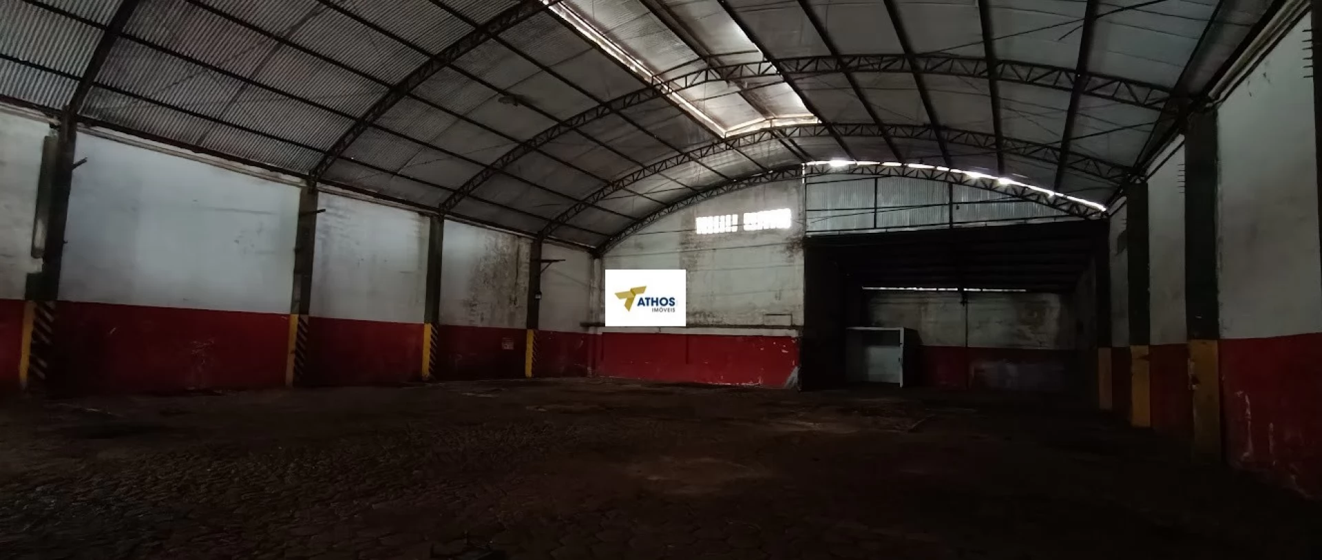 Galpão para aluguel com 733 metros quadrados em Centro - Santos - SP - 