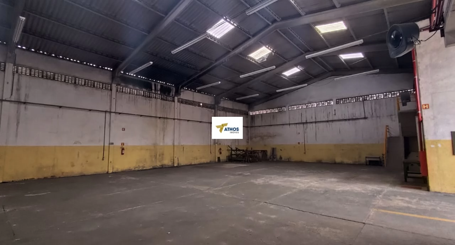 Imóvel para aluguel tem 1000 metros quadrados - Praia Grande - SP - 